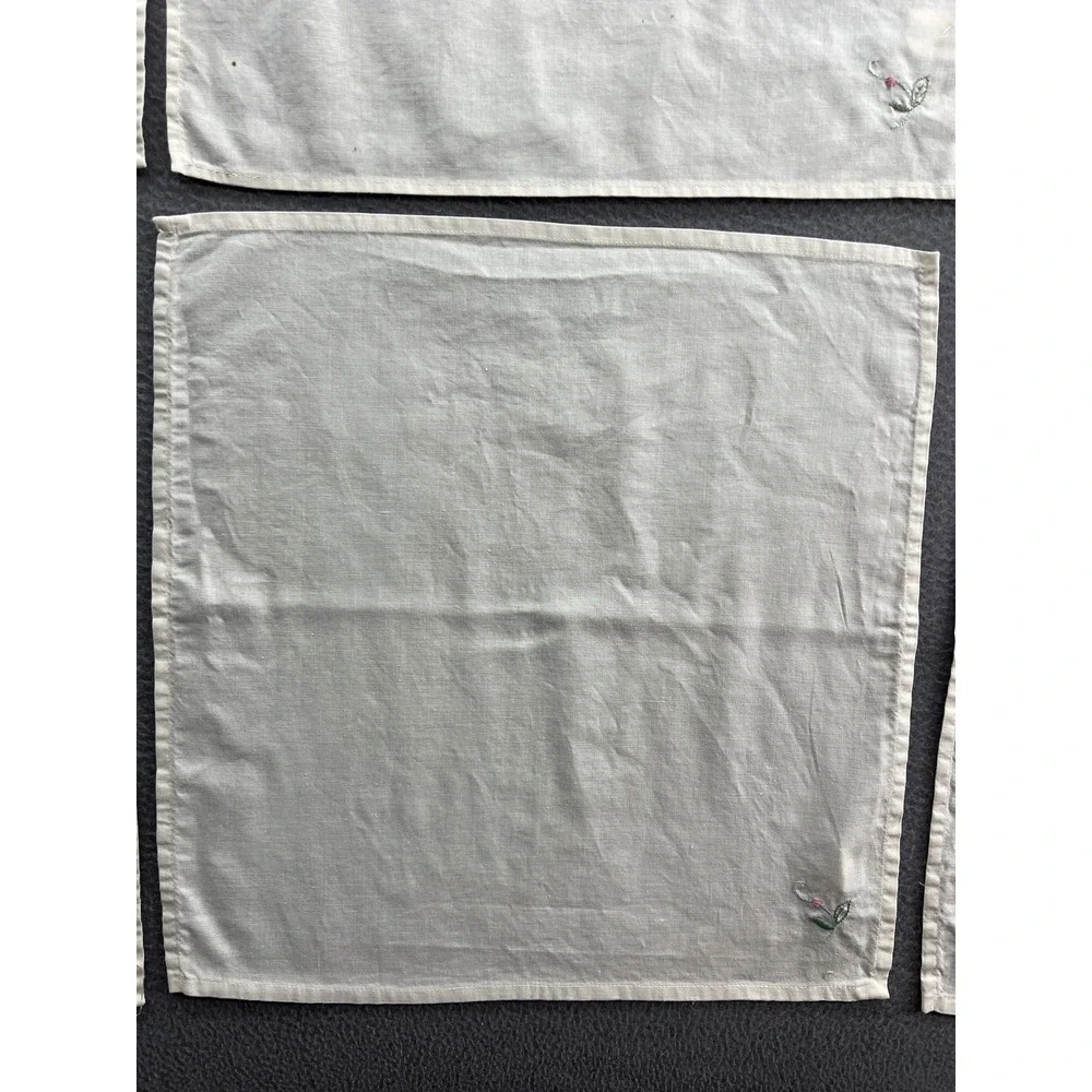 Unbranded set eight